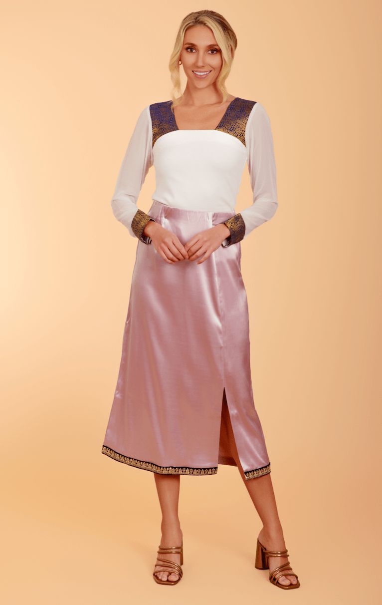 The Docle Top with Sleeves